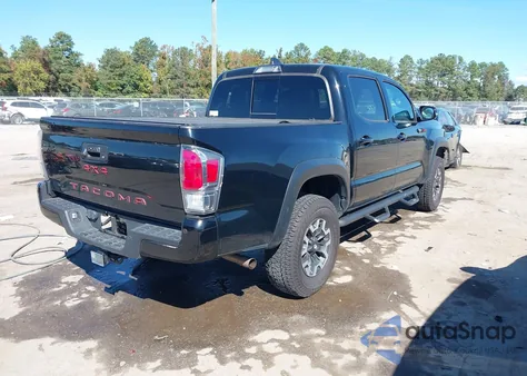2021 Toyota Tacoma Trd Off-Road z USA, uszkodzony, nr VIN 3TMCZ5AN9MM402547